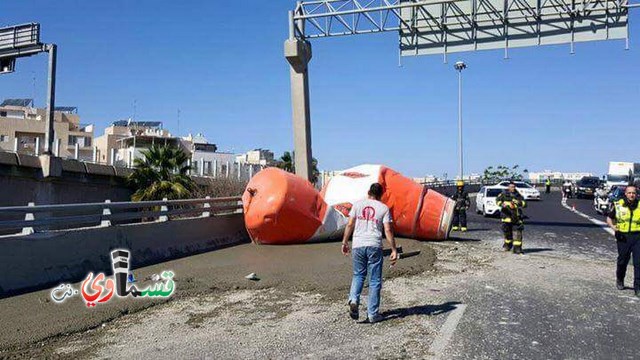 كفرقاسم : حادث طرق واصابة طفيفة لسائق خلاطة من كفرقاسم على شارع 4